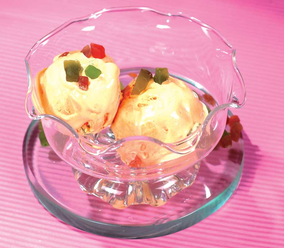 Tuti-FruIty Icecream - Basic Make ice cream in a blender to blend