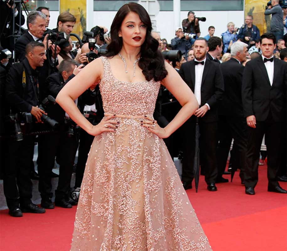 aish-red-cannes5_820_rtr