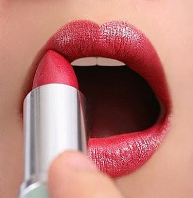 How-to-apply-Lipstick