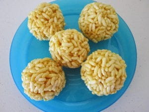 kurmura LADOO