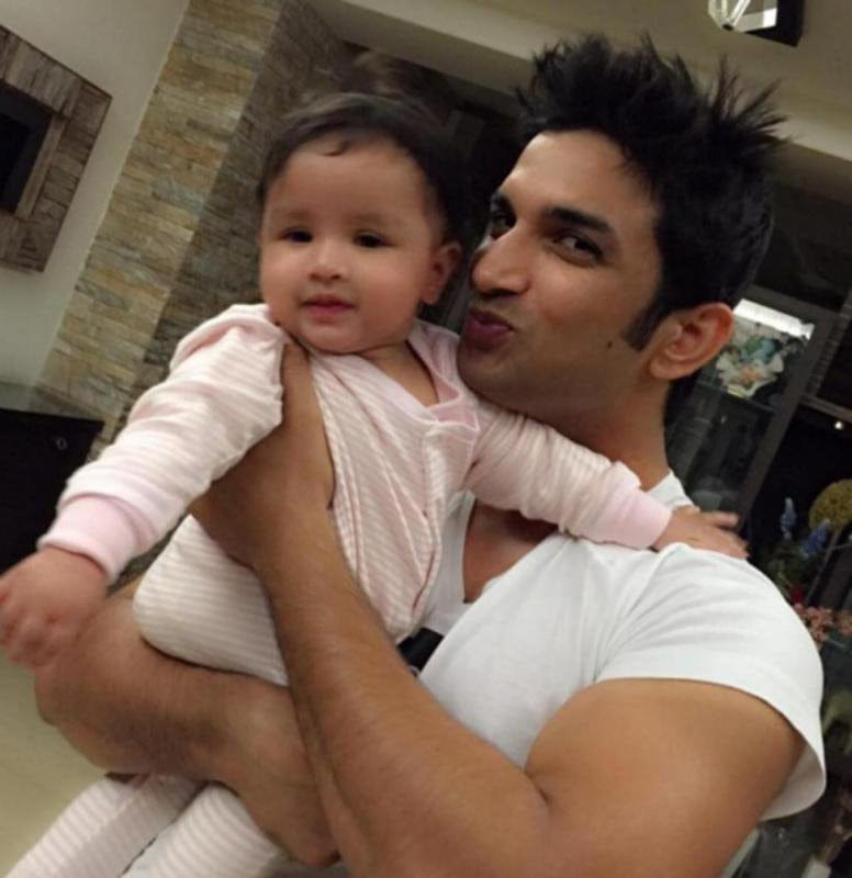 dhoni daughter