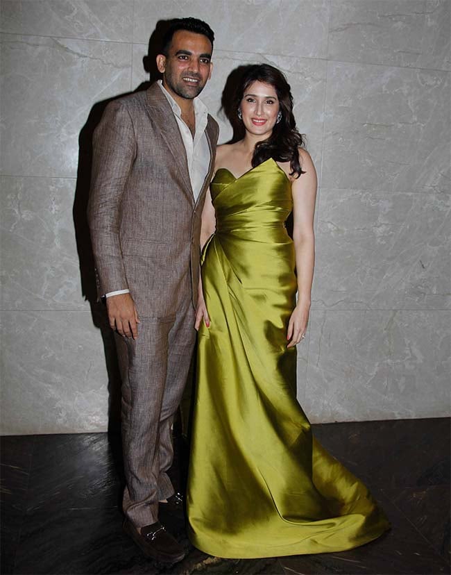 zaheer-khan-sagarika_650x828_81495606969 (1)