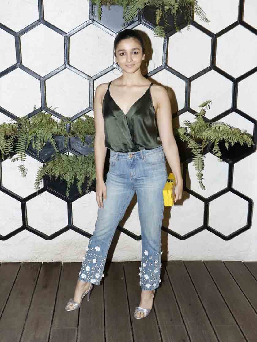 Alia-Bhatt-at-Arth-