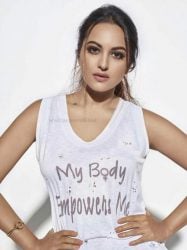 Sonakshi-Sinha-Elle-2017-Photoshoot-HD-Image-1