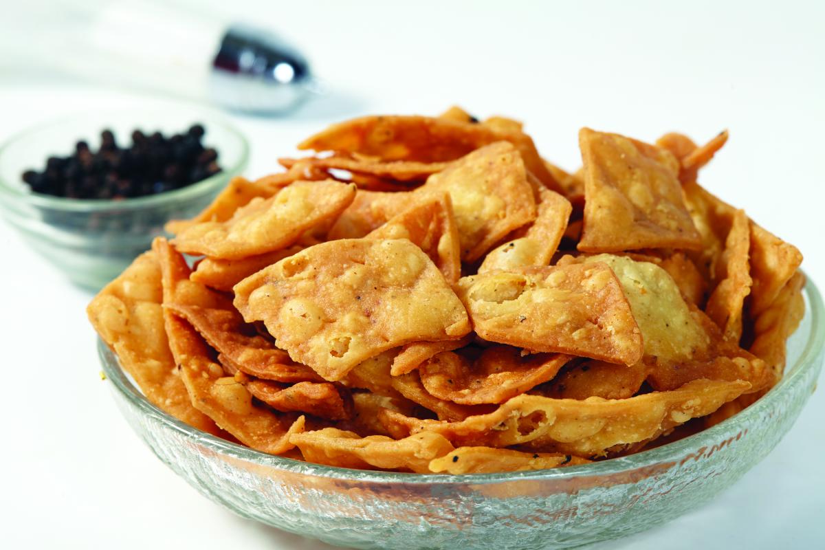 टी टाइम स्नैक्स, चीज़ी शक्करपारे, Tea Time Snacks, Cheesy Shakkarpare