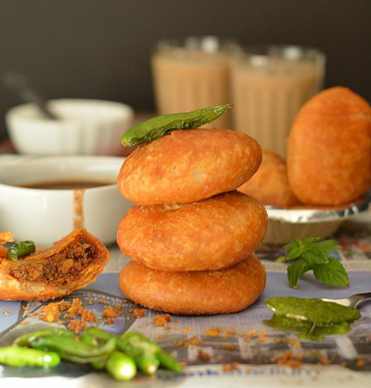 पॉप्युलर स्नैक्स, खस्ता मूंग दाल कचोरी, Popular Snacks, Khasta Moong Dal Kachori