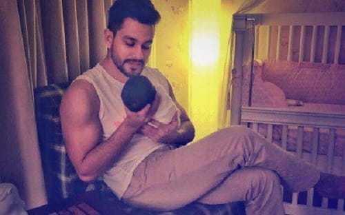 Kunal Khemu Shares Photo Of Daughter Inaya