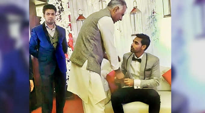 wedding & Reception Pictures Of Cricketer Bhuvneshwar Kumar