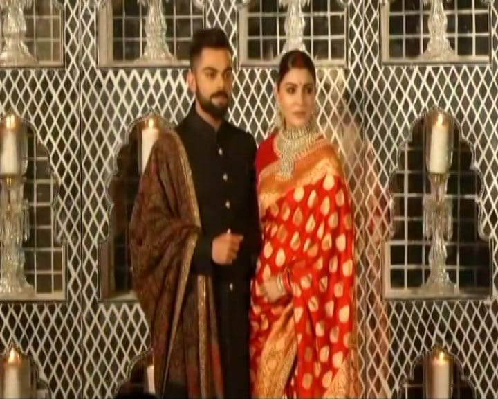 First pics, Virushka Reception