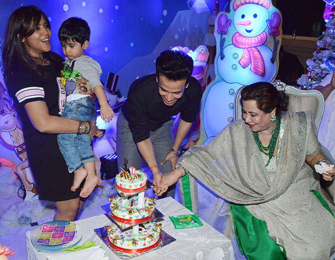 Taimur christmas Celebration, Inaya New Pic