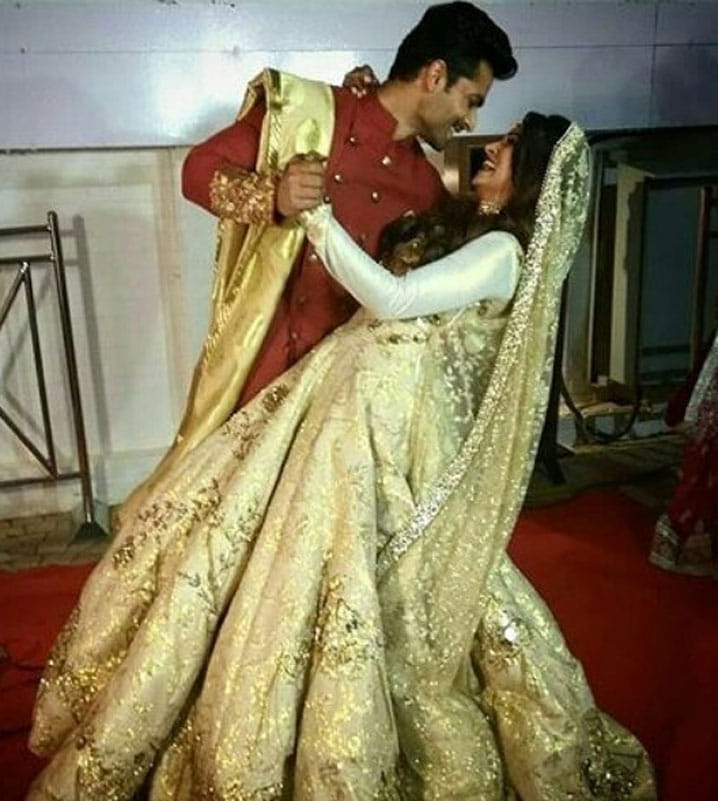 newly wed deepika and shoaib dance in reception party