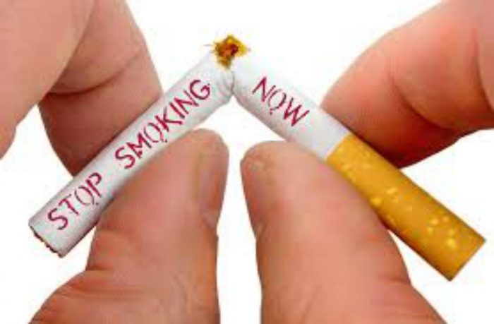 सिगरेट छोड़ने के 10 अचूक तरीक़े ( 10 Super Effective Tricks To Get Rid Of  Smoking)