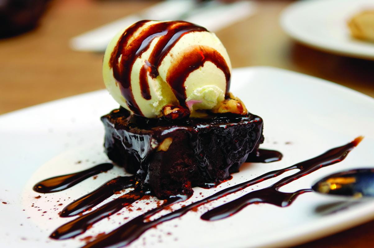 Sizzling Icecream With Brownie
