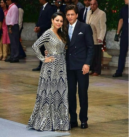 Shahrukh Khan with wife Gauri