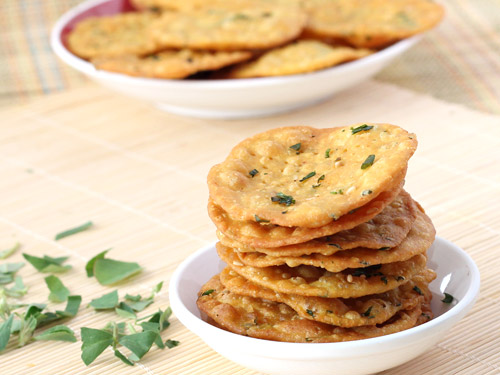 Spicy Methi Puri