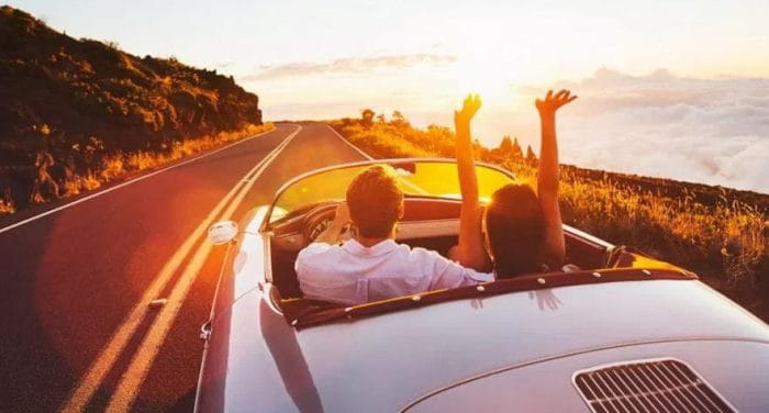 यात्रा के दौरान अनहोनी से बचने के लिए अपनाएं ये 5 उपाय (5 Vastu Tips To Follow For Traveling )