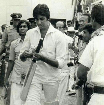 Old Pictures Of Amitabh Bachchan