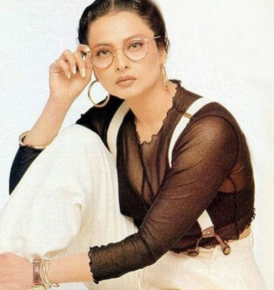 Sexy Pics Of Rekha