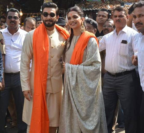 Deepika And Ranveer Visit Siddhivinayak Temple