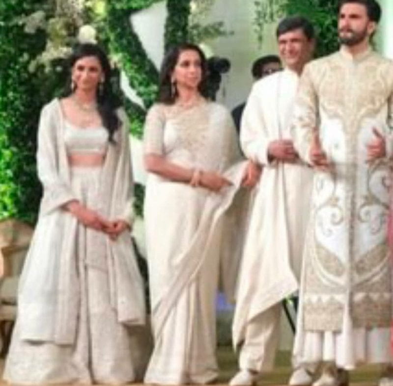 Deepveer Reception Photos