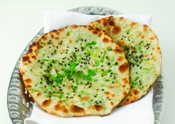 Eggless Naan