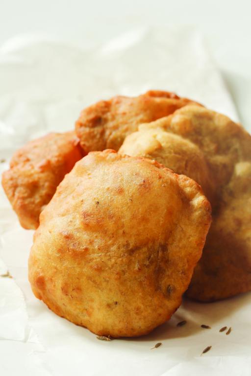 Stuffed Dal Puri