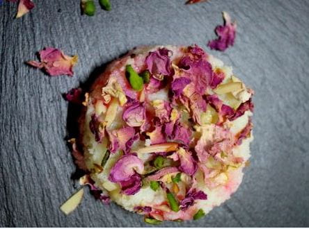 Aloo-Gulkand Ka Halwa