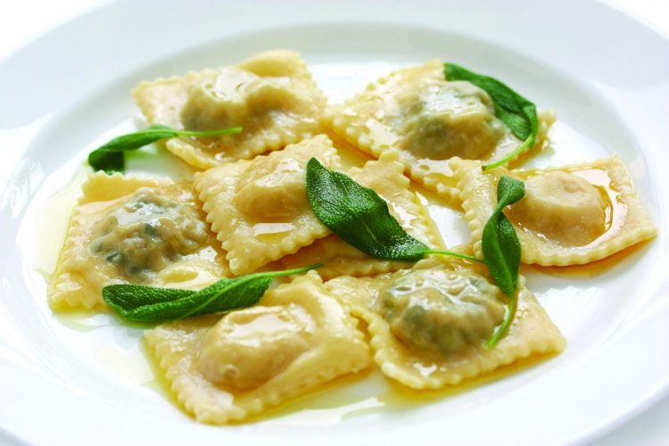 Ravioli With Alfredo Sauce