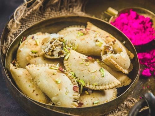 Baked Moongdal Gujhiya