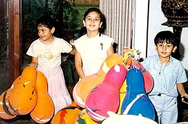 Kareena Kapoor and Ranbir Kapoor Childhood Pics