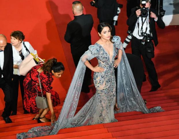 Hina Khan in Cannes 2019