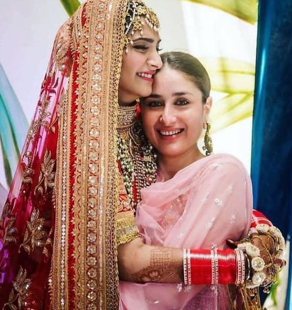 Sonam Kapoor And Kareena Kapoor