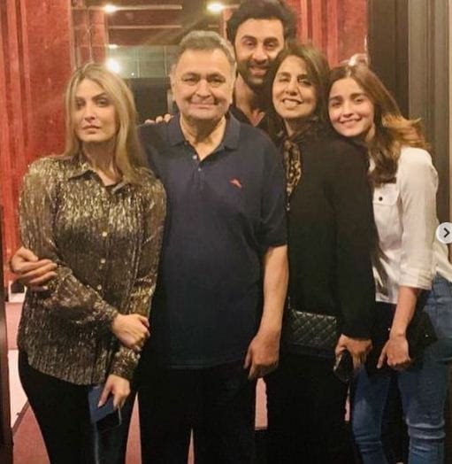 Rishi Kapoor's Family Photo