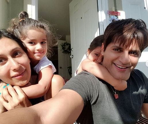 Karanvir Bohra With His Daughters