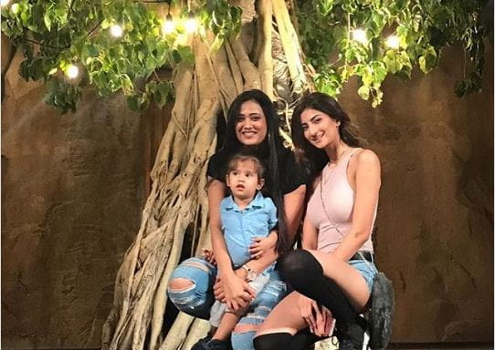 Shweta Tiwari With Daughter Palak And Son Reyansh