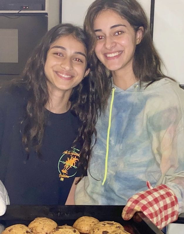 Ananya Panday with her sister In Quarantine