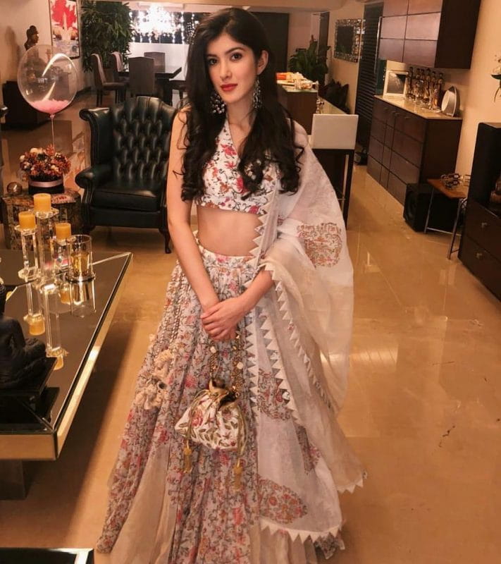 Shanaya Kapoor in Stylish Lehenga