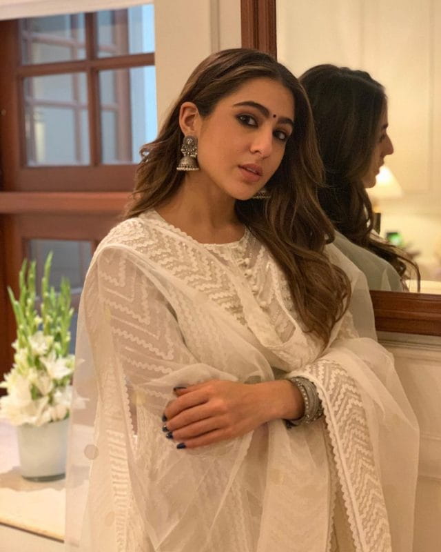 Sara Ali Khan In White Outfits