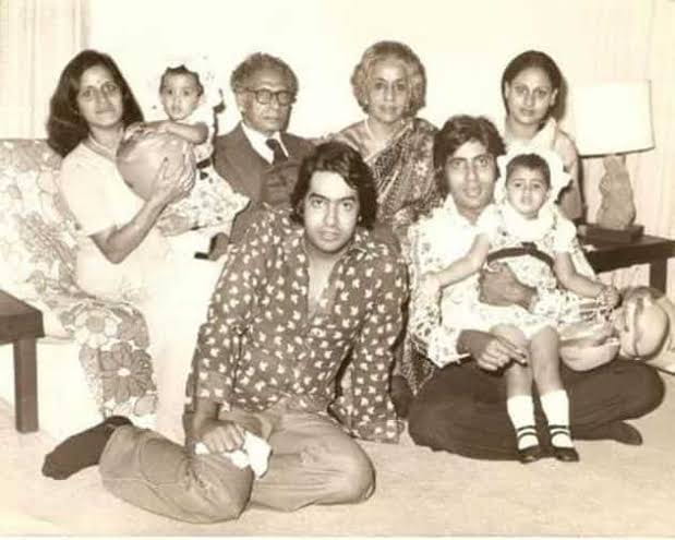 Amitabh Bachchan With Mom Teji Bachchan