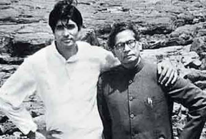 Amitabh Bachchan With his father