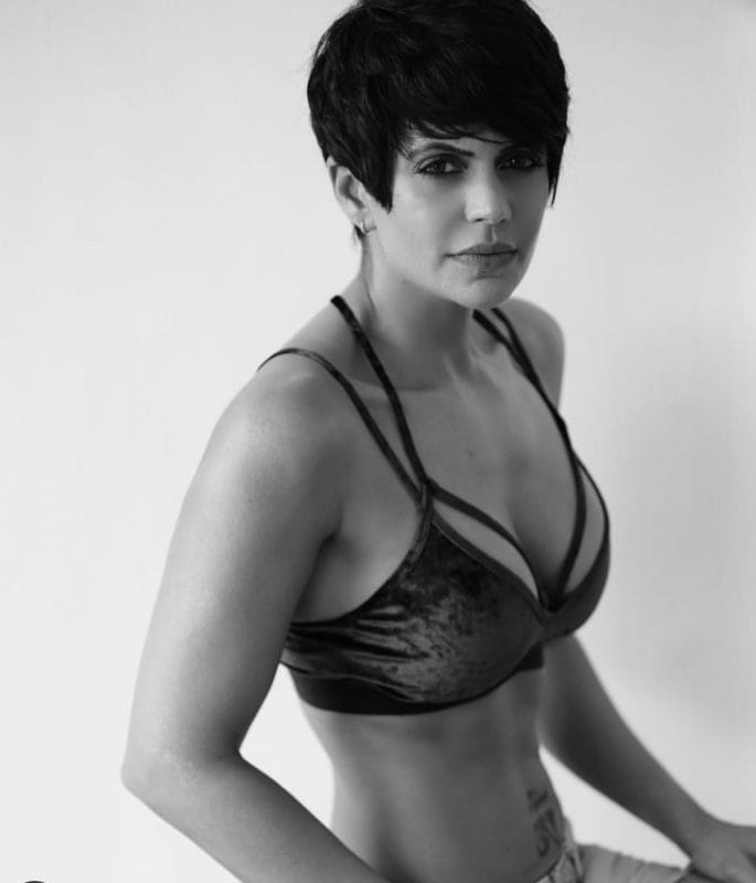 Mandira Bedi hot in bikini shoot