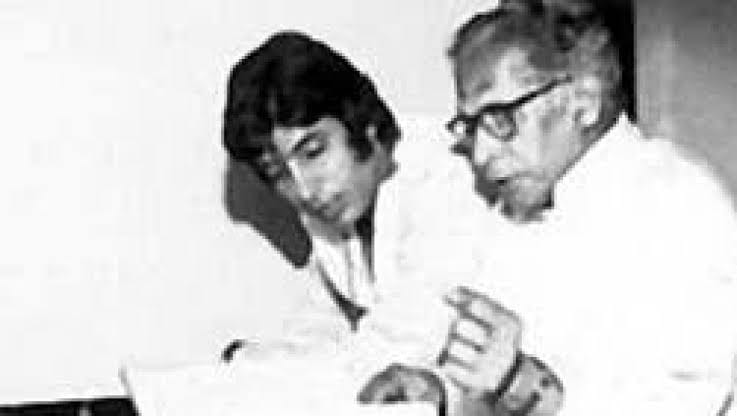 Amitabh Bachchan With his father