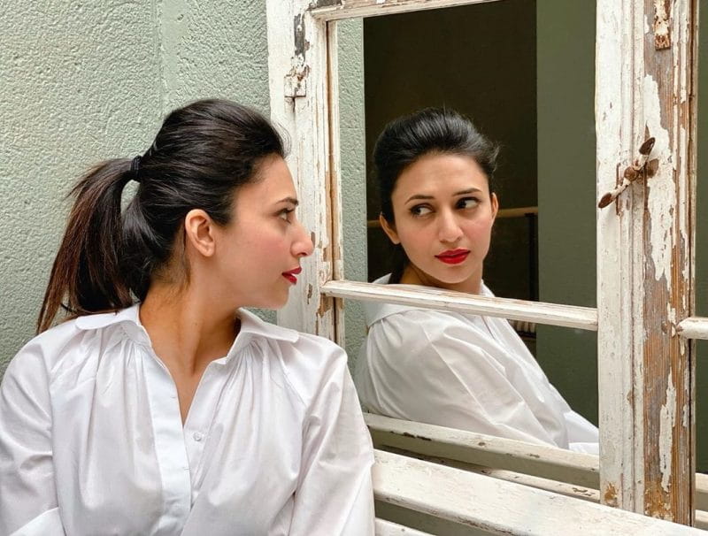 Divyanka Tripathi cute