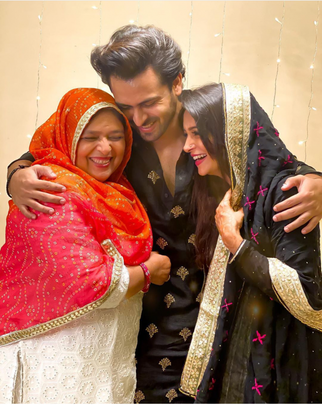 Dipika And Shoaib celebration Eid with family