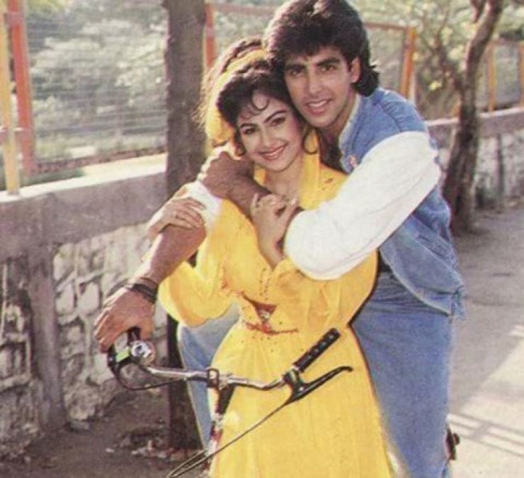 Akshay Kumar- Ayesha Jhulka