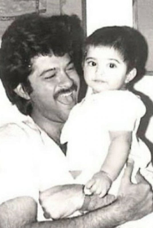  Sonam Kapoor childhood pic with father Anil Kapoor