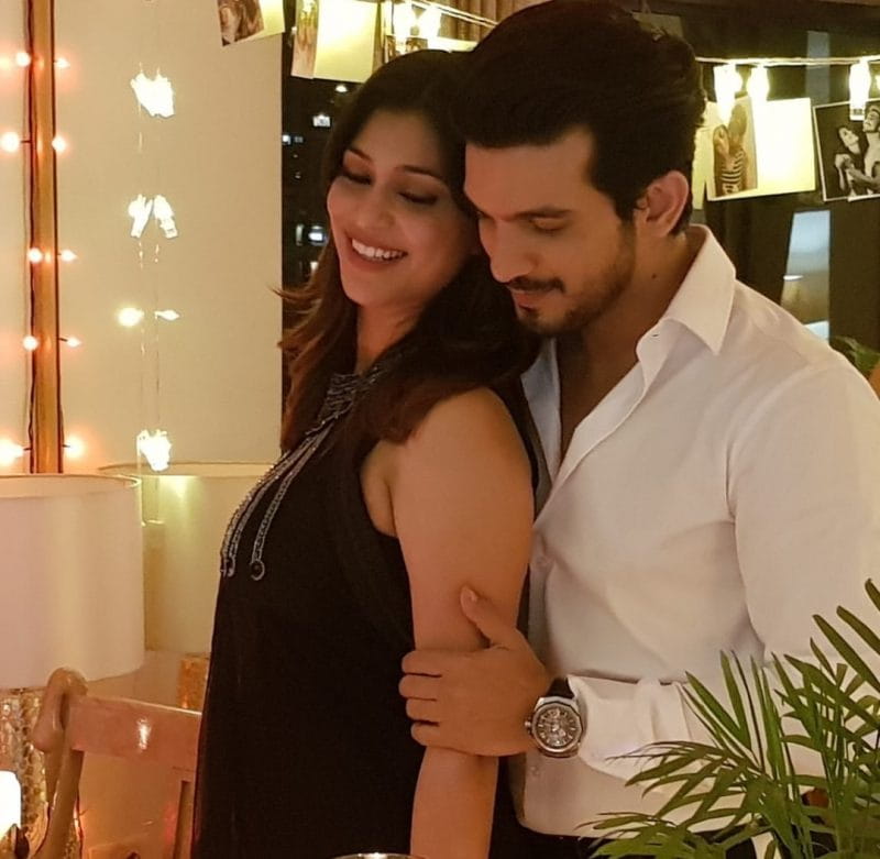 Arjun Bijlani and His Wife
