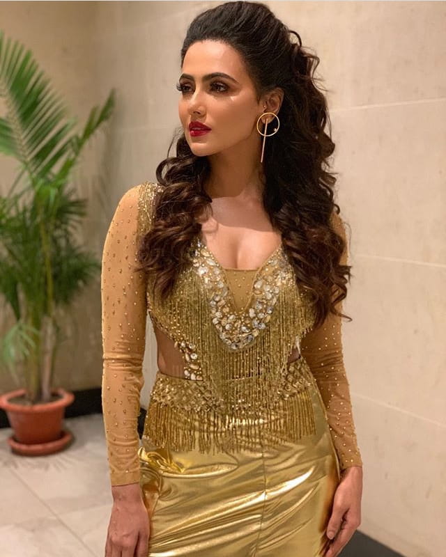 Sana khan
