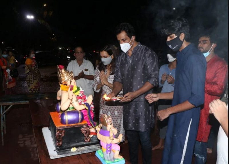 Sonu Sood's Ganpati Visarjan