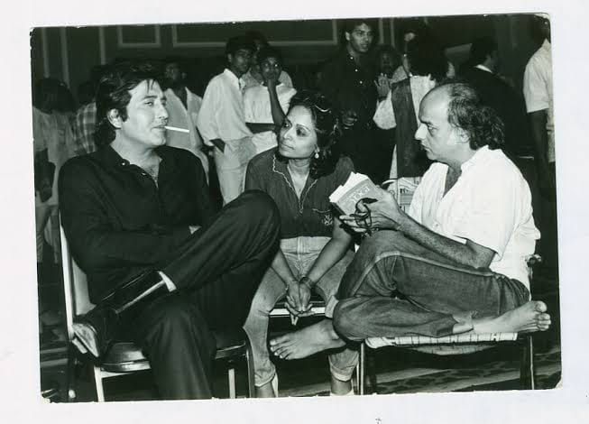 Vinod Khanna and Mukesh Bhatt